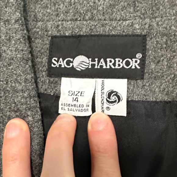 Vintage Women’s Sag Harbor Gray Wool Blend Blazer - Picture 2 of 7